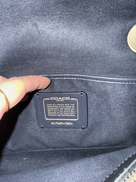 Coach Bag - Picture 6 of 11